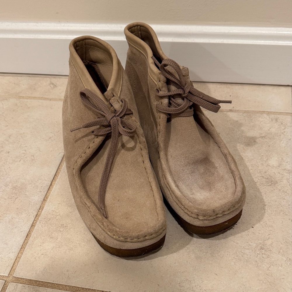 Wallabee Clarks Original Men's Tan Suede Shoes